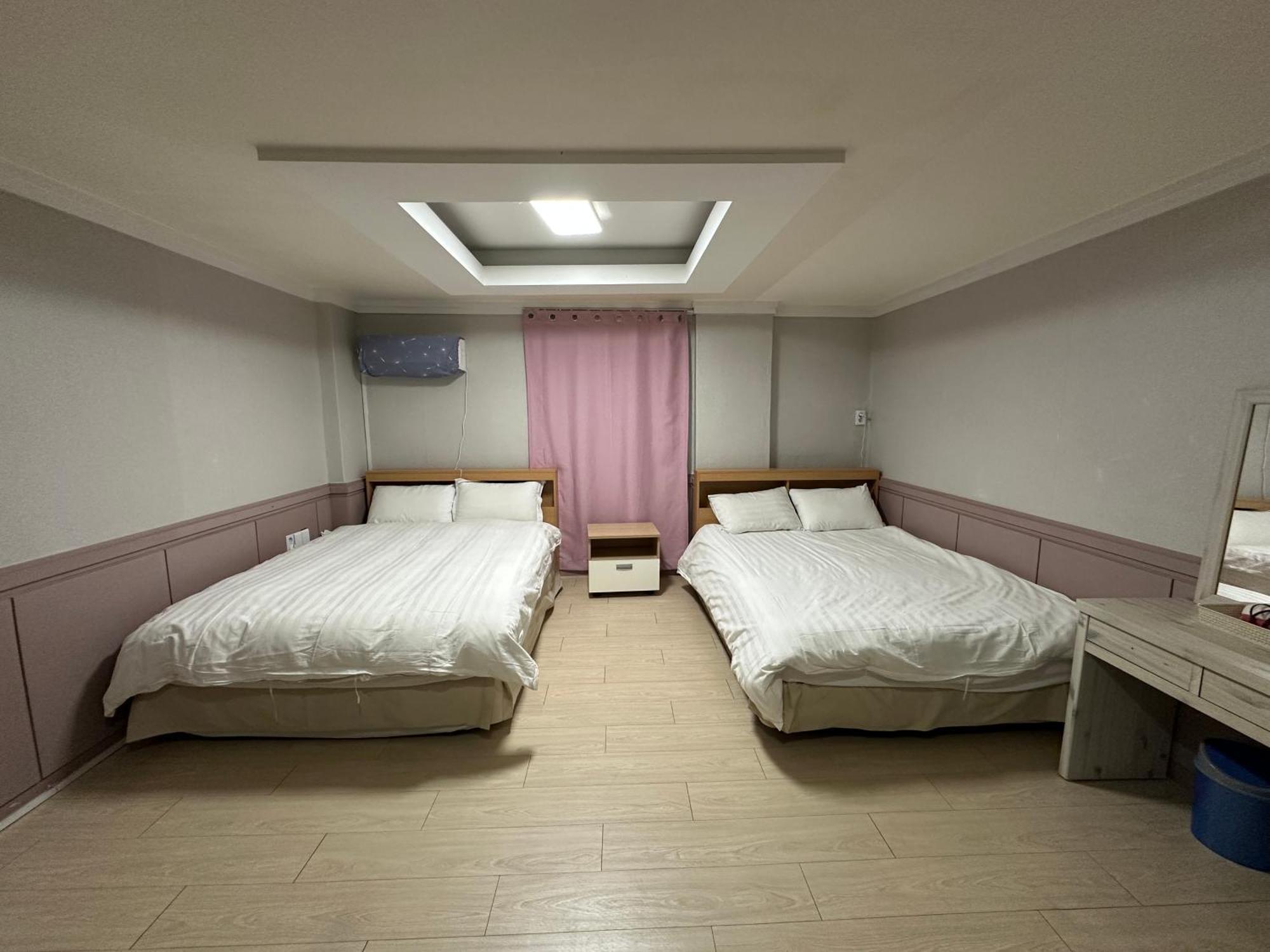 Daegu Dongseongro Gyeong'S Hostel 외부 사진
