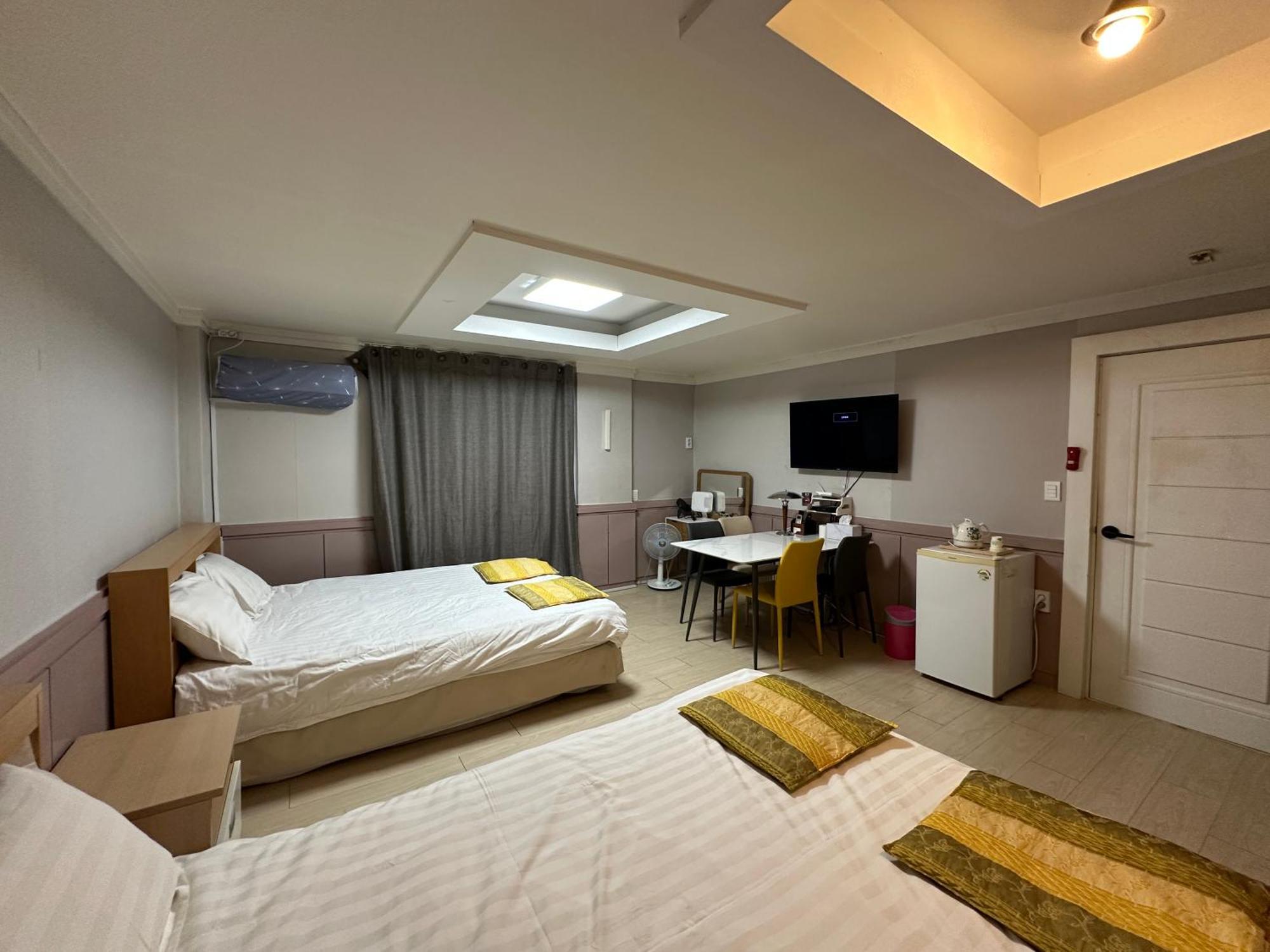 Daegu Dongseongro Gyeong'S Hostel 외부 사진