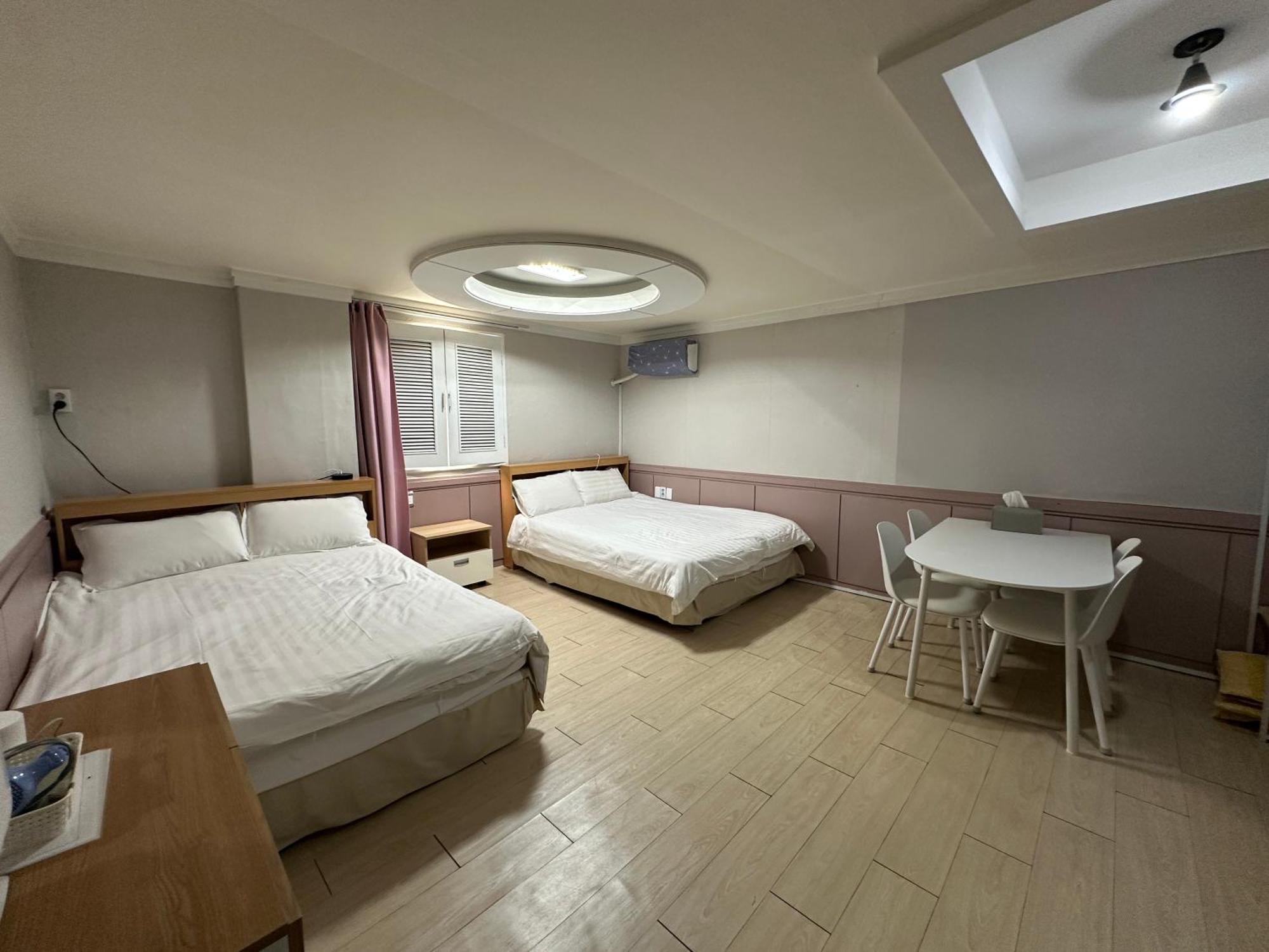 Daegu Dongseongro Gyeong'S Hostel 외부 사진